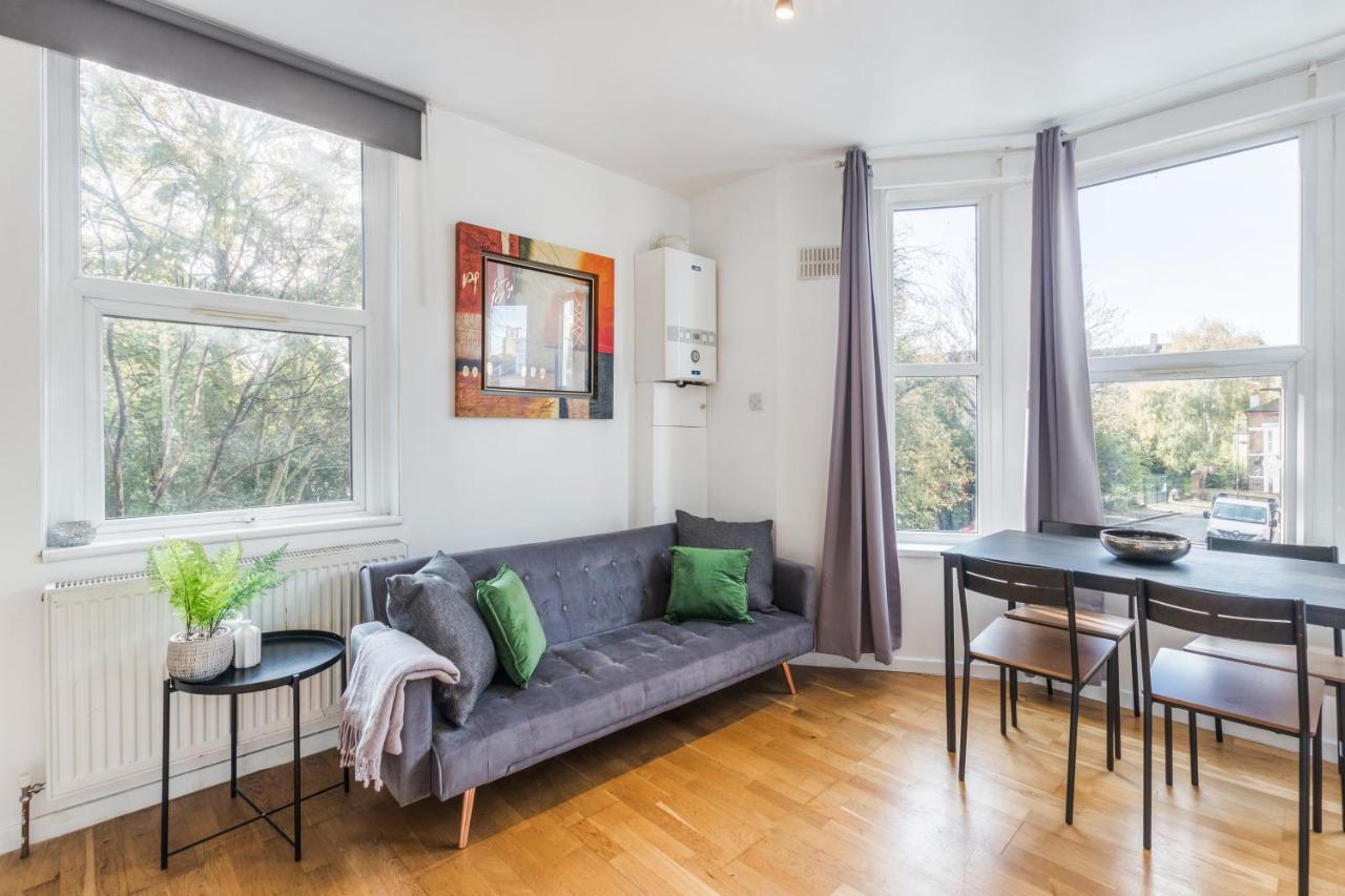 Apartments In Brixton Next Door To Brockwell Park Лондон Екстериор снимка