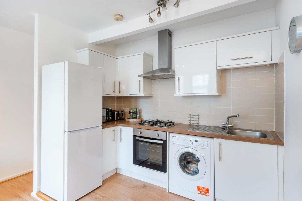 Apartments In Brixton Next Door To Brockwell Park Лондон Екстериор снимка
