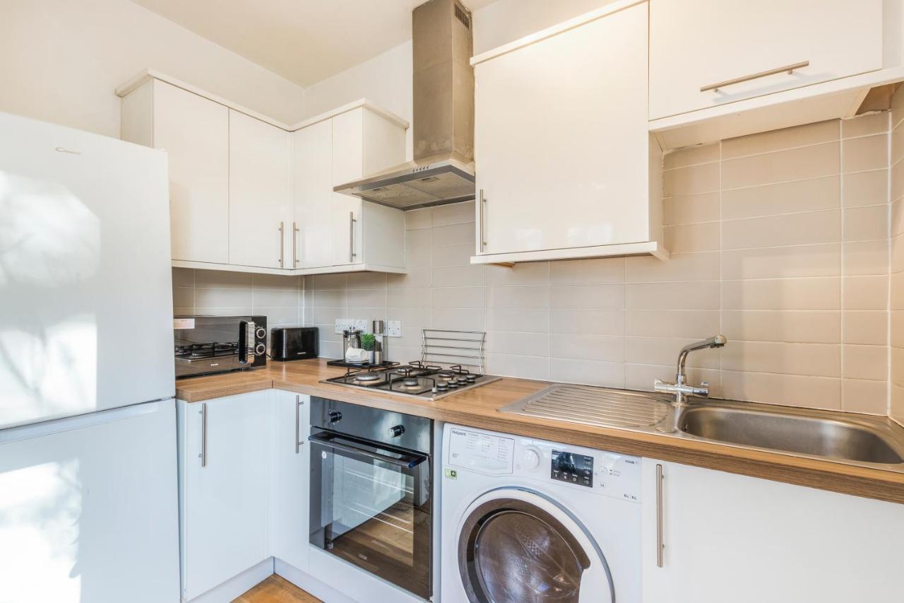 Apartments In Brixton Next Door To Brockwell Park Лондон Екстериор снимка